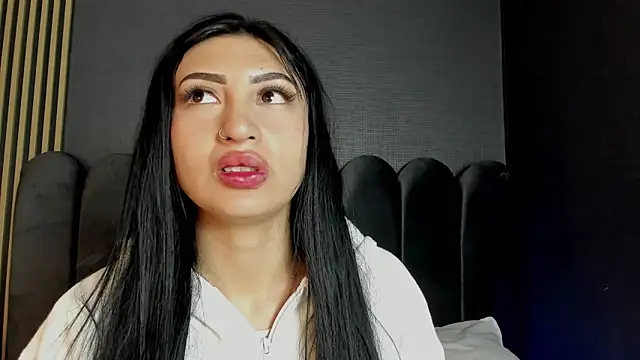 Nicolette ks  online show from 04-02-26, 04:21