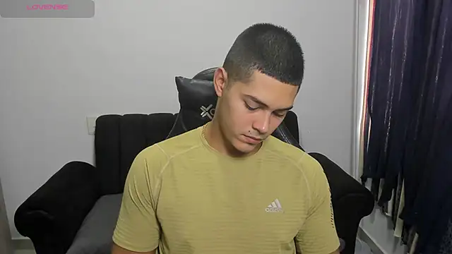 Snapshot of Iamdylan777 chatting on 03-04-26, 12:22 Iamdylan777 online show from 03-04-26, 12:22