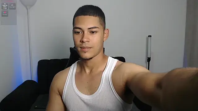 Snapshot of Iamdylan777 chatting on 07-13-26, 05:21 Iamdylan777 online show from 07-13-26, 05:21
