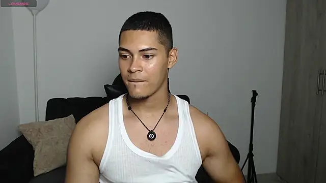Snapshot of Iamdylan777 chatting on 07-15-26, 05:23 Iamdylan777 online show from 07-15-26, 05:23