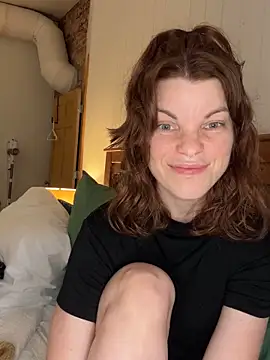 wildefaye online show from 10-05-25, 01:48