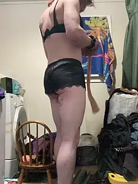 Snapshot of sum1betterthanmost chatting on 03-03-25, 06:37 sum1betterthanmost online show from 03-03-25, 06:37