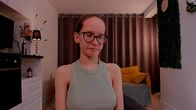 BettyBrowni online show from 03-03-25, 01:21