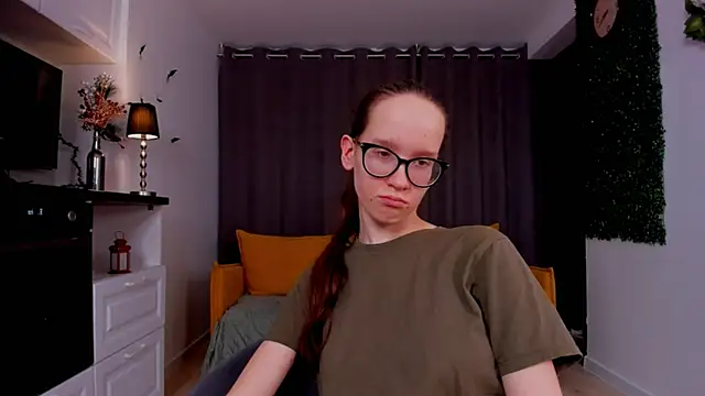 BettyBrowni online show from 03-07-25, 01:20