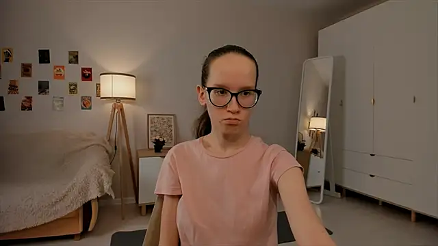 BettyBrowni online show from 03-15-25, 10:22