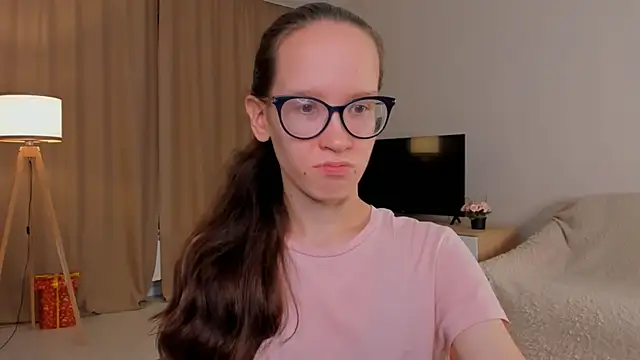 BettyBrowni online show from 09-27-25, 04:12