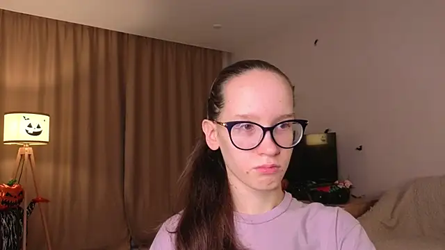 BettyBrowni online show from 11-12-25, 04:07