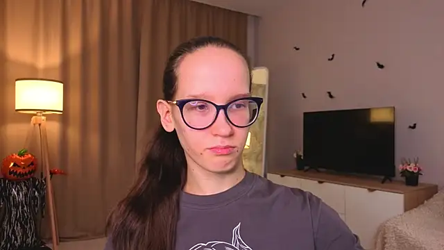 BettyBrowni online show from 11-21-25, 04:16