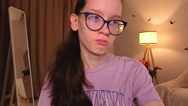 BettyBrowni online show from 11-29-25, 04:10