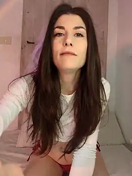 Aisha Moretti online show from 10-15-25, 03:01