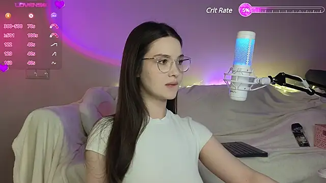 Snapshot of AokiAnna chatting on 03-23-25, 06:47 AokiAnna online show from 03-23-25, 06:47