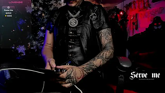 Snapshot of allanhurtss chatting on 12-21-25, 06:59 allanhurtss online show from 12-21-25, 06:59