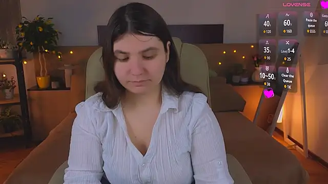 Viola  Shy online show from 04-10-26, 08:35