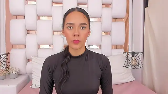 EmmyCruzZ online show from 01-05-26, 07:17