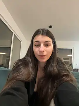 Wildberry  online show from 03-21-25, 06:40