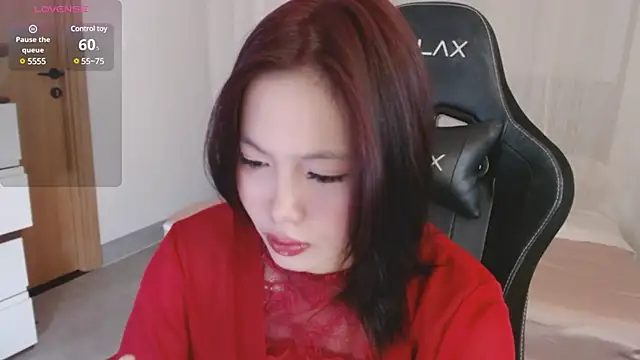 Lin SiYee online show from 03-08-25, 01:50