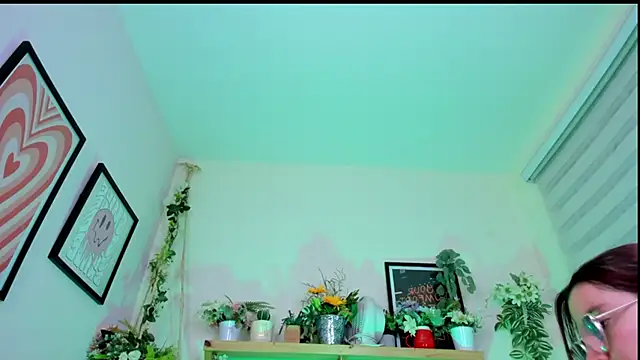 Fernanda   online show from 03-06-26, 09:33