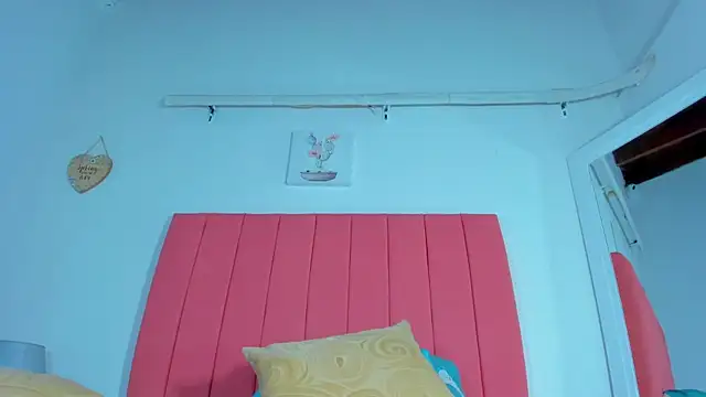 valen rose0 online show from 03-05-25, 03:18