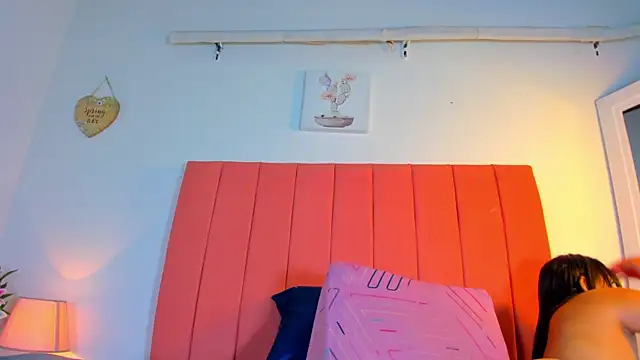 valen rose0 online show from 10-07-25, 12:13