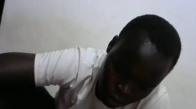 Snapshot of African_sexxy_ chatting on 02-23-25, 06:12 African sexxy  online show from 02-23-25, 06:12