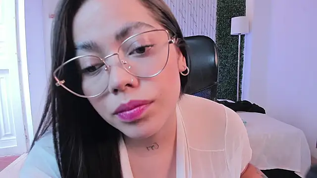 Snapshot of Melisa_Soto chatting on 12-05-25, 07:54 Melisa Soto online show from 12-05-25, 07:54