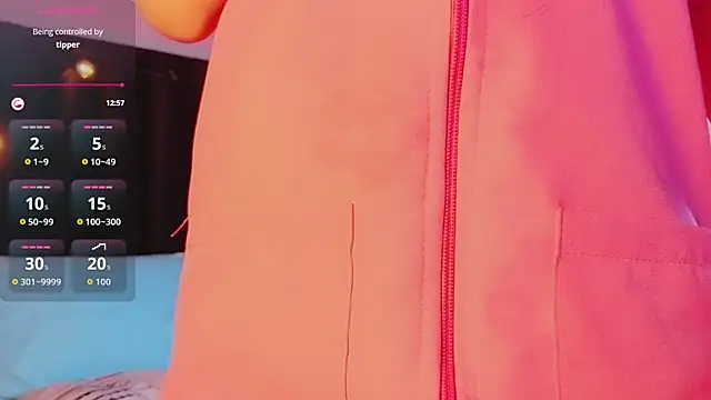 littleebluee online show from 10-05-25, 07:34