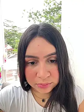 Pretty Isadora online show from 01-31-25, 08:01