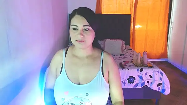Snapshot of Kerly_Lopez chatting on 06-04-26, 10:38 Kerly Lopez online show from 06-04-26, 10:38