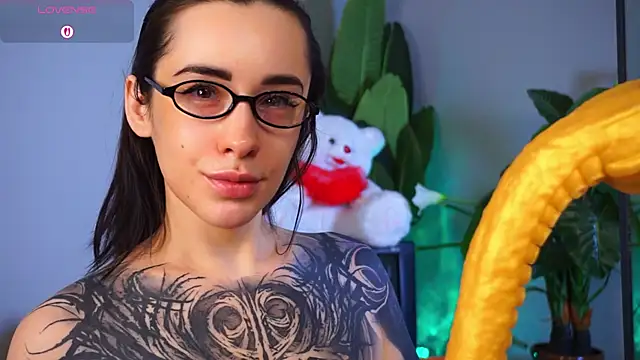 EvaCanton online show from 02-04-26, 02:17