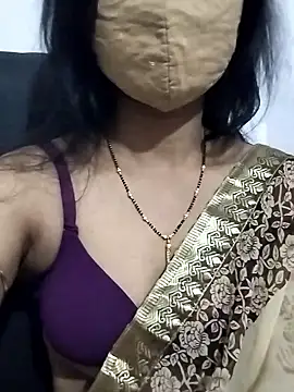 Snapshot of Triveni-Lovely chatting on 01-11-26, 04:34 Triveni-Lovely online show from 01-11-26, 04:34