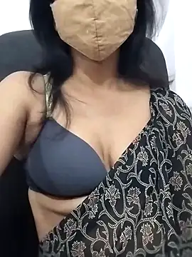 Snapshot of Triveni-Lovely chatting on 02-23-26, 07:28 Triveni-Lovely online show from 02-23-26, 07:28