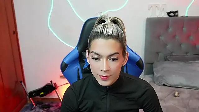 tay ler3 online show from 12-06-24, 05:53