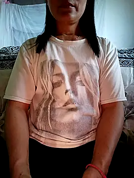 Snapshot of Asian_girl13 chatting on 04-09-26, 08:42 Asian girl13 online show from 04-09-26, 08:42