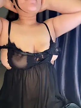 --Lyly-- online show from 03-26-26, 09:42