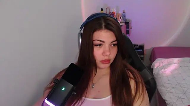 helengilmor online show from 04-27-26, 10:57