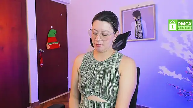 Snapshot of Chanelll_Taylorr_ chatting on 01-04-25, 04:54 Chanelll Taylorr online show from 01-04-25, 04:54