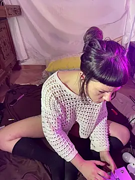 OniricFemme online show from 11-12-25, 10:48