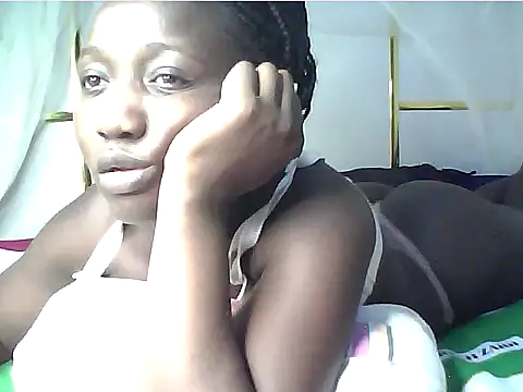 Snapshot of Adaline-Paris chatting on 05-13-26, 09:39 Adaline-Paris online show from 05-13-26, 09:39