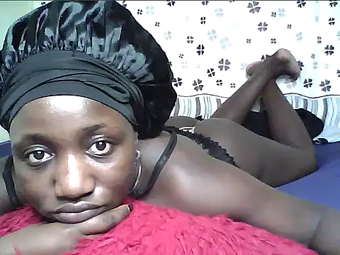 Snapshot of Adaline-Paris chatting on 05-18-26, 07:09 Adaline-Paris online show from 05-18-26, 07:09