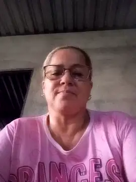 Snapshot of natally_ross21 chatting on 12-28-24, 11:05 natally ross21 online show from 12-28-24, 11:05