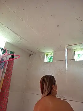 Snapshot of natally_ross21 chatting on 10-21-25, 04:19 natally ross21 online show from 10-21-25, 04:19