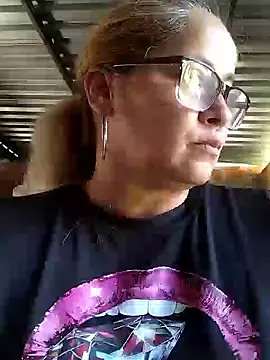 Snapshot of natally_ross21 chatting on 05-07-26, 02:44 natally ross21 online show from 05-07-26, 02:44