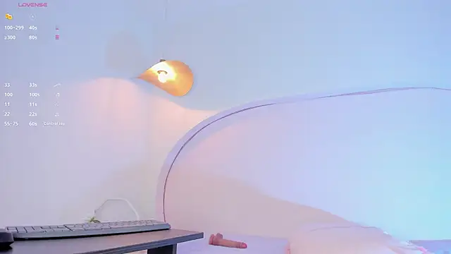 Snapshot of katiepeach_ chatting on 03-03-25, 04:14 katiepeach online show from 03-03-25, 04:14