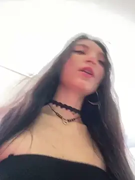 loly-yandere online show from 12-17-24, 08:21