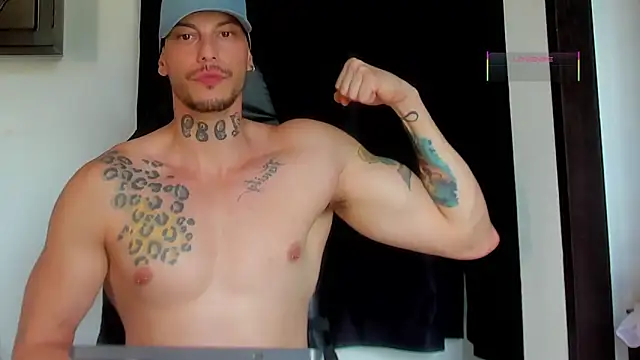 Snapshot of RickG_Oficial chatting on 03-28-26, 08:41 RickG Oficial online show from 03-28-26, 08:41