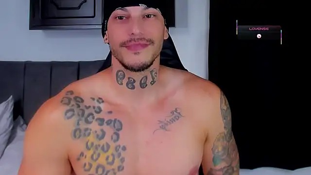Snapshot of RickG_Oficial chatting on 04-02-26, 09:56 RickG Oficial online show from 04-02-26, 09:56