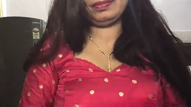 Snapshot of Gulaboo_bhabi chatting on 06-08-26, 05:24 Gulaboo bhabi online show from 06-08-26, 05:24