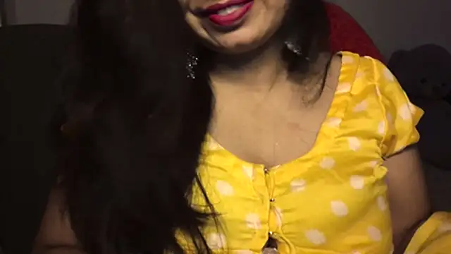 Snapshot of Gulaboo_bhabi chatting on 06-12-26, 04:17 Gulaboo bhabi online show from 06-12-26, 04:17
