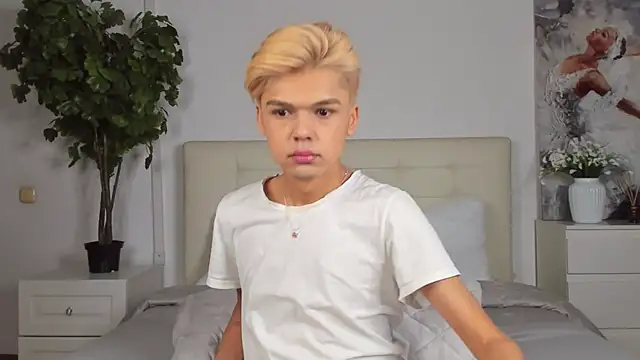 Felix Rey online show from 02-08-25, 06:55