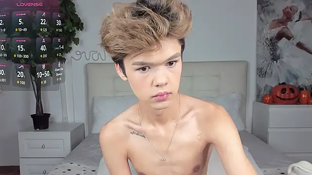 Felix Rey online show from 11-07-25, 03:45